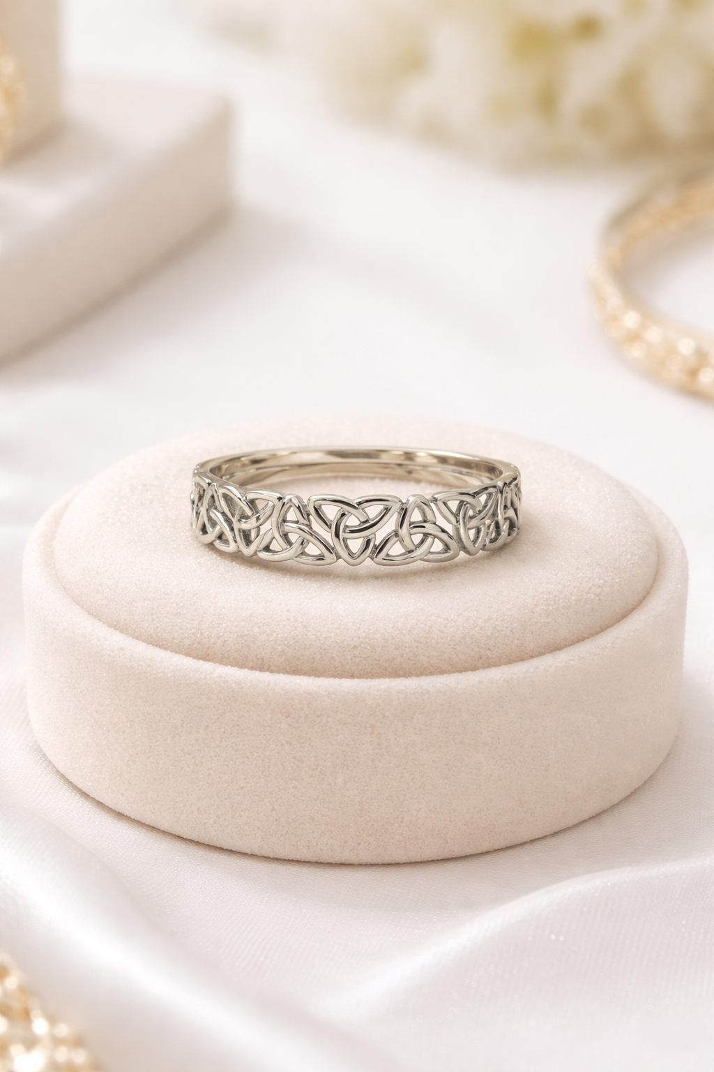 Eternal Trinity Knot Ring